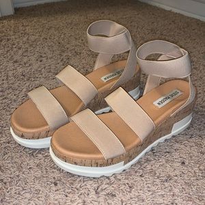 Steve Madden Bandi Platforms